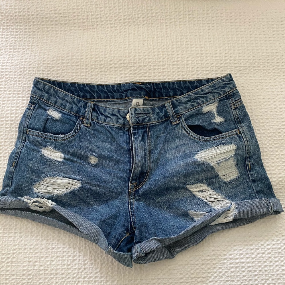 Distressed denim shorts